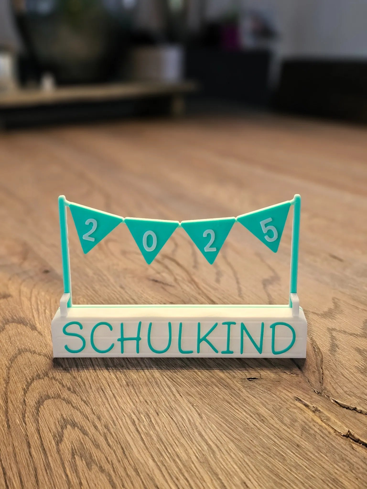 3D-Aufsteller zur Einschulung „Bye Kindergarten – Hallo Schulstart!“ in frischem Mint mit Jahreszahl