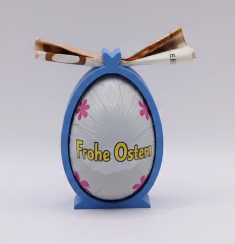 CashEgg in Blau als kreative Geldgeschenk Idee zu Ostern mit eingelegtem Schokoladen-Überraschungsei von MUDIVO