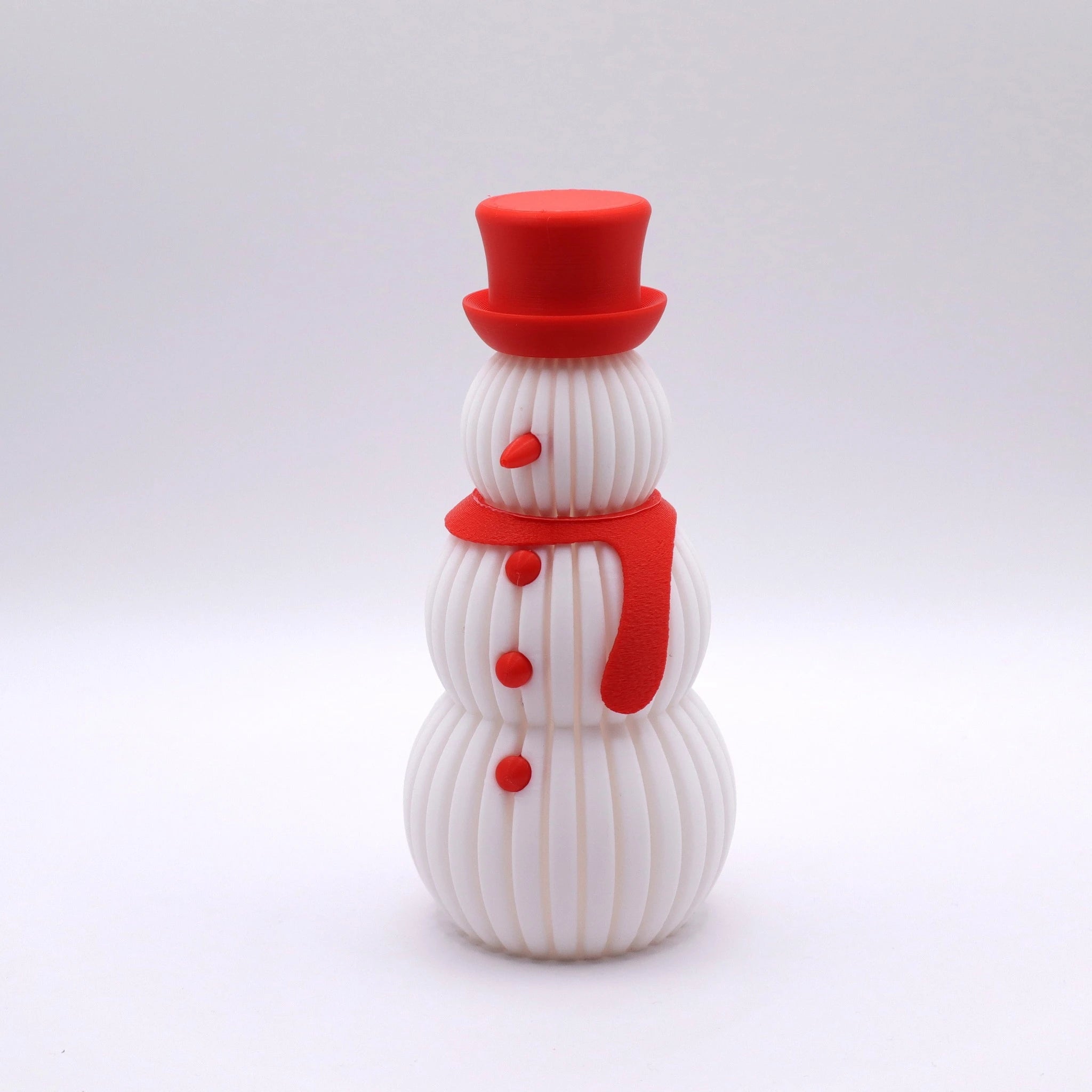 FrostyGlow Schneemann in Weiß mit rotem Hut und Schal – festliche Weihnachtsdeko mit LED-Licht