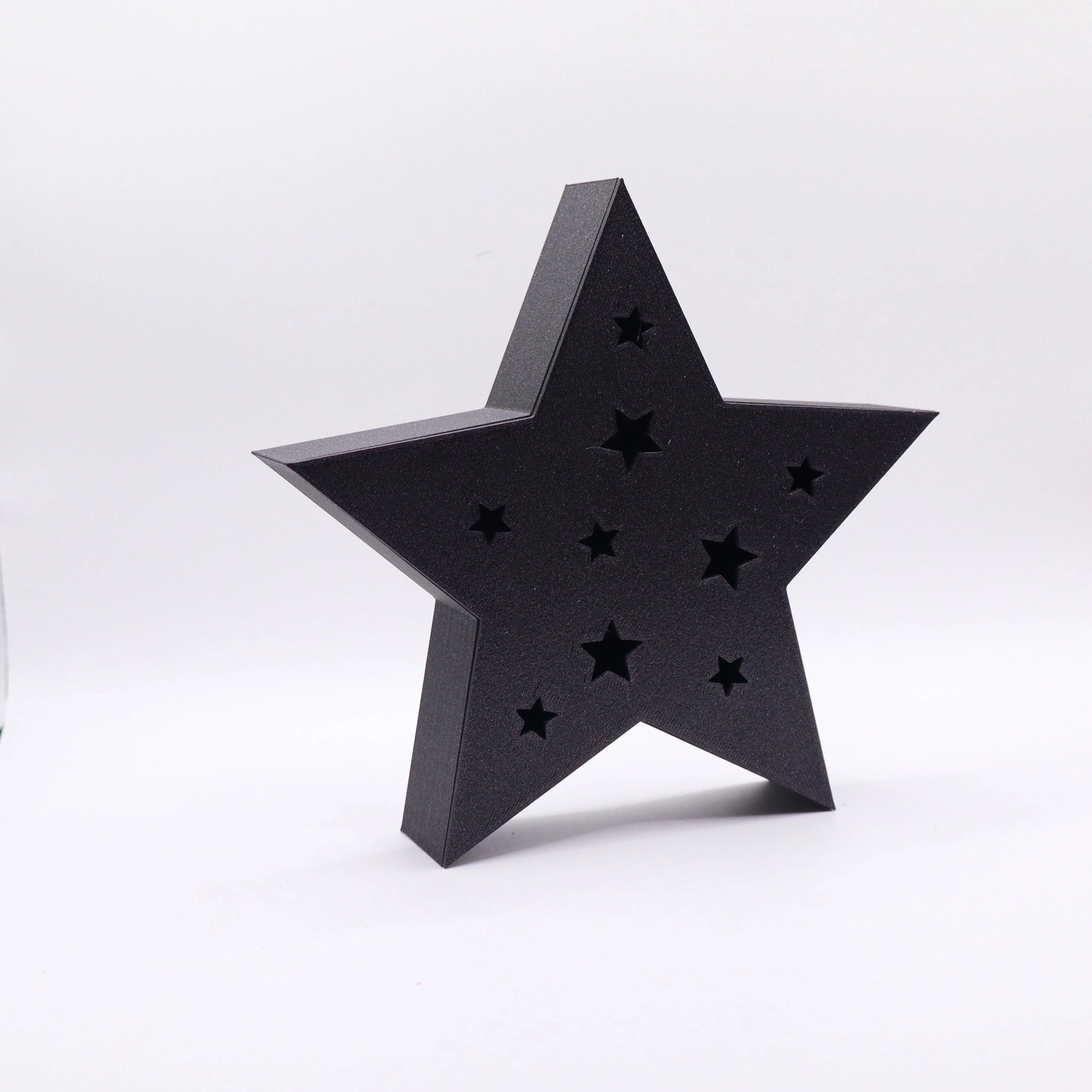 SilentStar in Schwarz – moderner 3D-Druckstern mit Sternenoptik, elegante Deko für Winter und Weihnachten