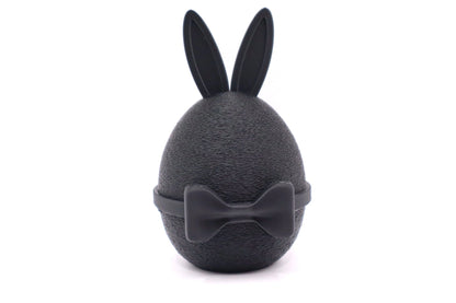 GentleEgg Design-Osterei mit Hasenohren und Fliege in Schwarz – modernes 3D-Druck Designobjekt von MUDIVO