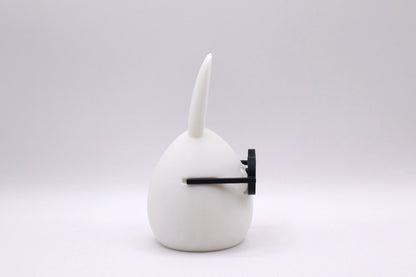 Heini Bunny-Ei Figur mit Brille in Seitenansicht als moderne 3D-Druck Osterdeko von MUDIVO