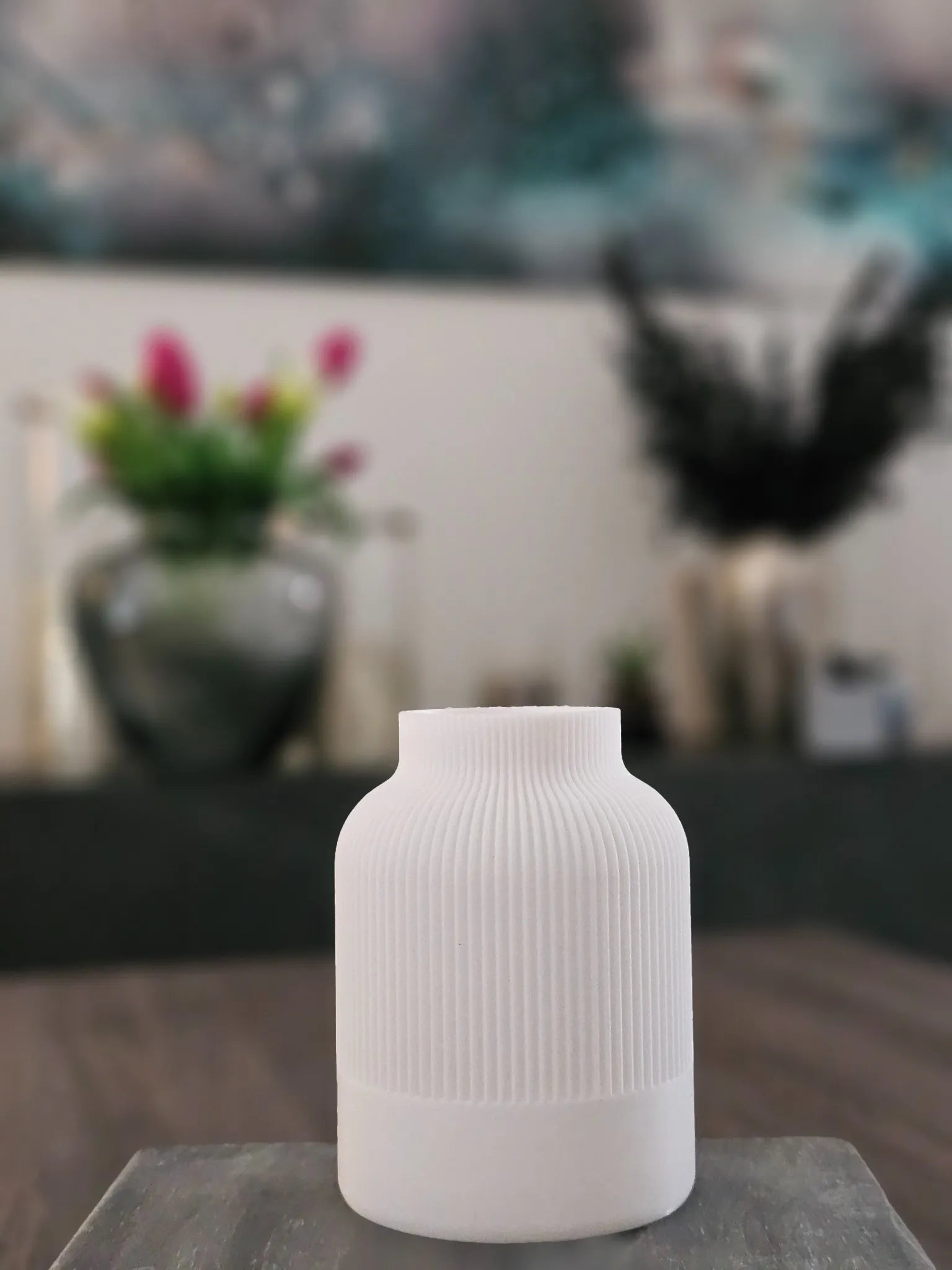 NORDUKI Vase in Weiß Größe S – kleine Japandi-Vase mit harmonischer Linienführung und ruhiger Ästhetik für moderne Räume.
