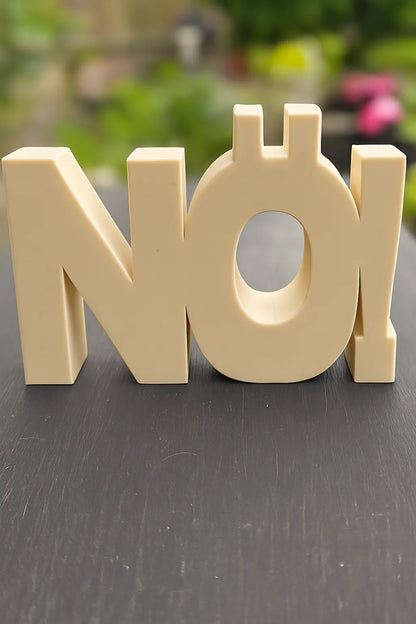 3D-Aufsteller NÖ! in edlem Beige – stylisches Statement mit Humor